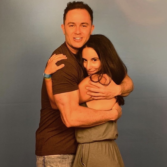 About Me! 🤍🤍 - Picture 1 of 1